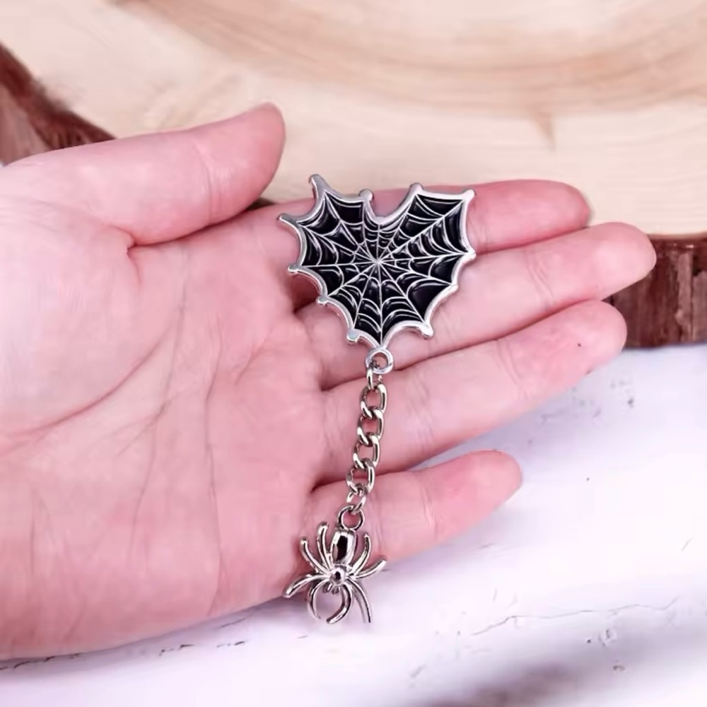 Spider Web & Spider Enamel Pin - Gothic and Spooky Design - Picture 4 of 4